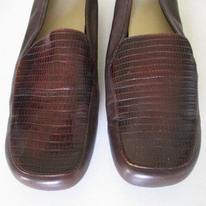 AK Anne Klein Womens Brown Leather Embossed Snakeskin Loafer - Size 9M